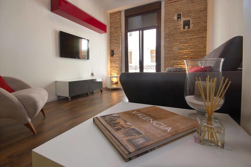 Ferienwohnung Total Valencia Charming Exterior foto