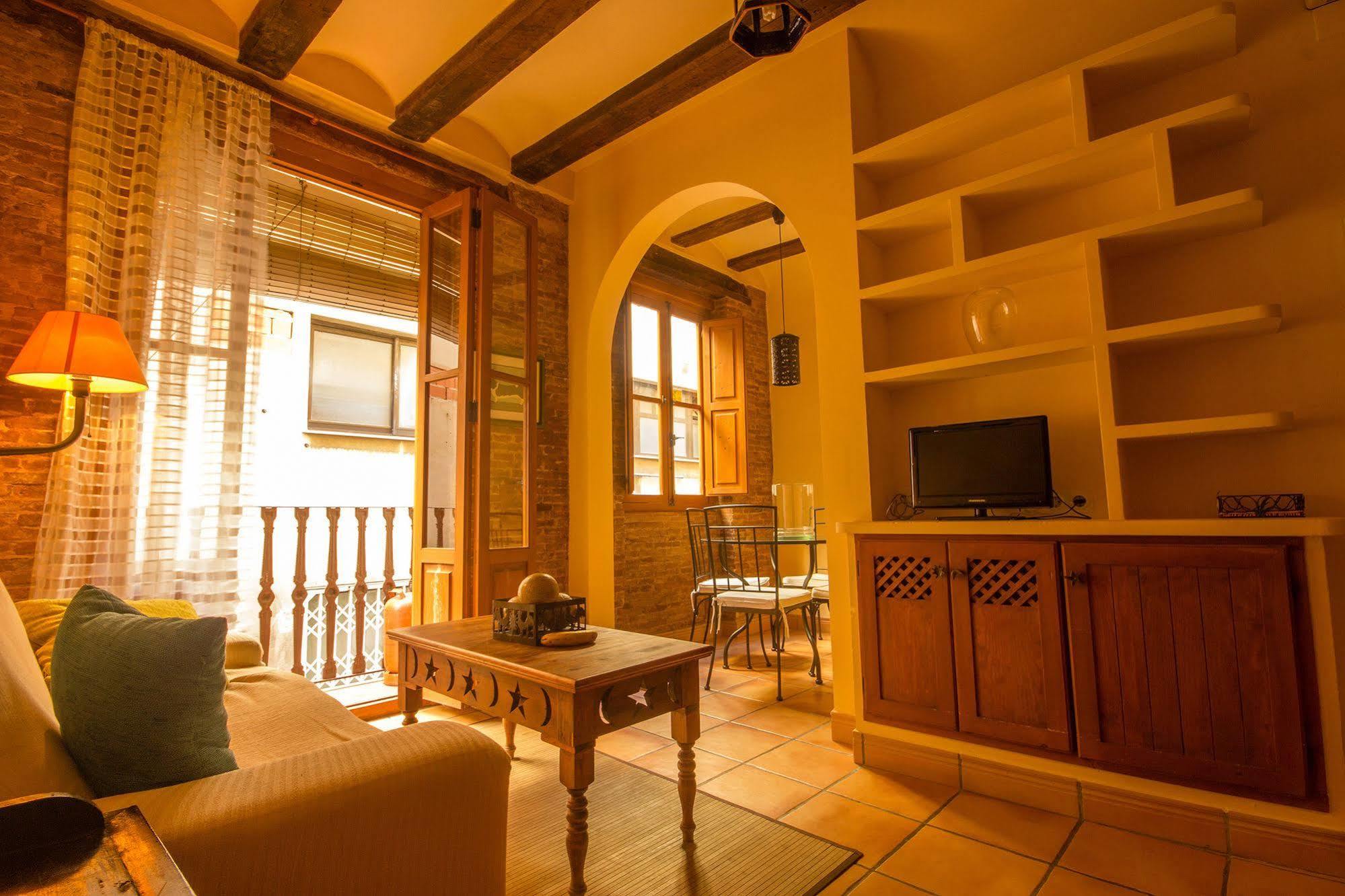 Ferienwohnung Total Valencia Charming Exterior foto